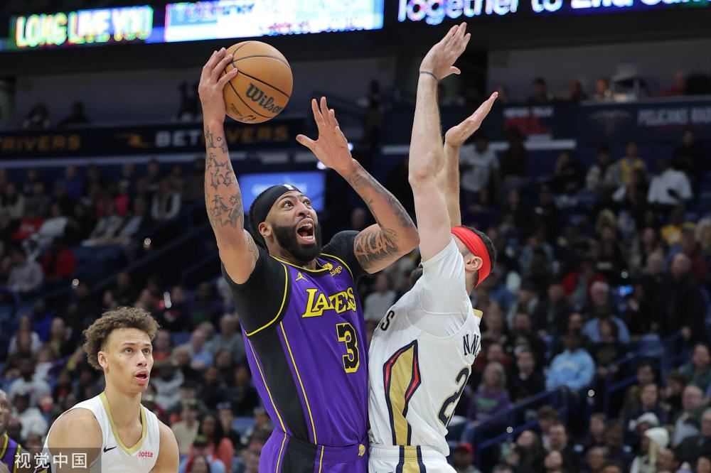 亚与恩波利 亚与恩波利