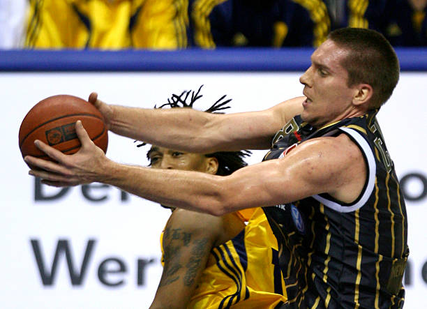 声东击西 声东击西