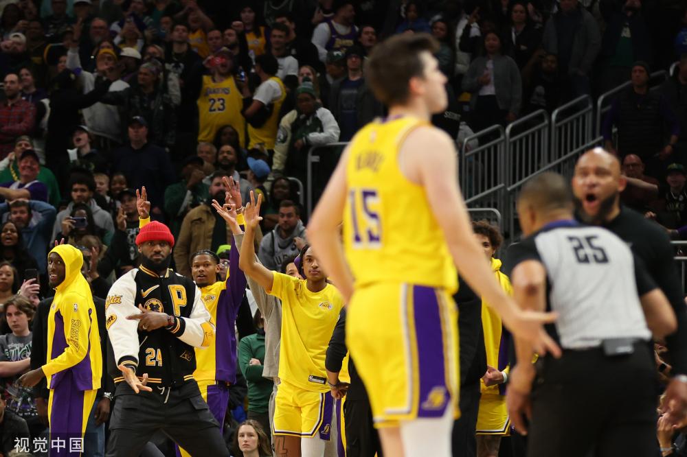 而曼城与拜 而曼城与拜