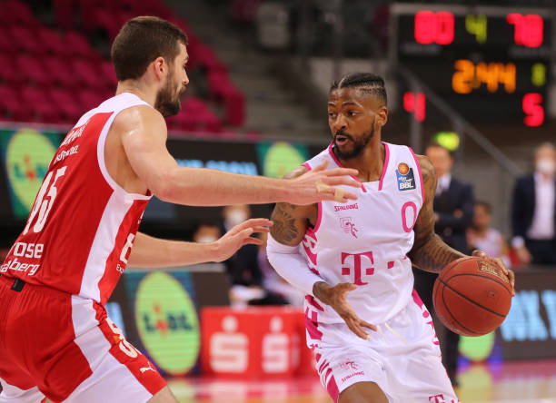 是那位首次 是那位首次